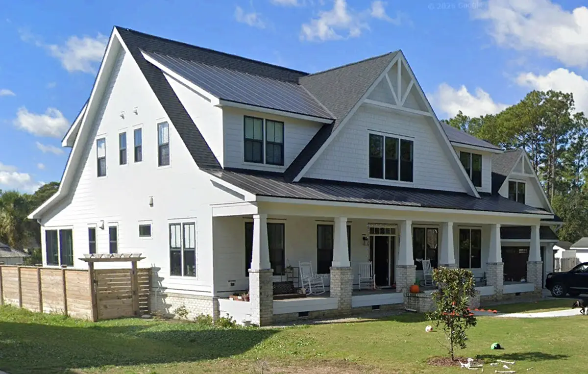 1.5-Story House Plan 3390 ft²: 4 Beds, Home Office, 3.5 Baths, Open Floor Plan, 2-Car Garage