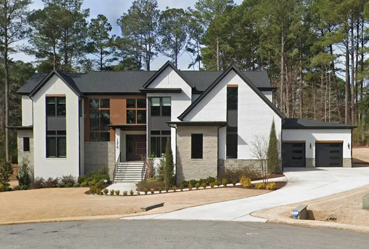 2-Story House Plan 6261 ft²: 4 Beds, Home Office, 5.5 Baths, Open Floor Plan, 3-Car Garage