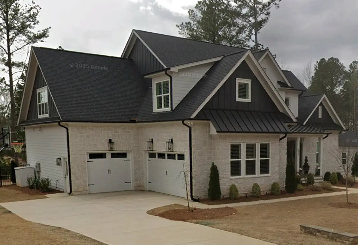 1.5-Story House Plan 4446 ft²: 4 Beds, Home Office, 4 Baths, Open Floor Plan, 3-Car Garage