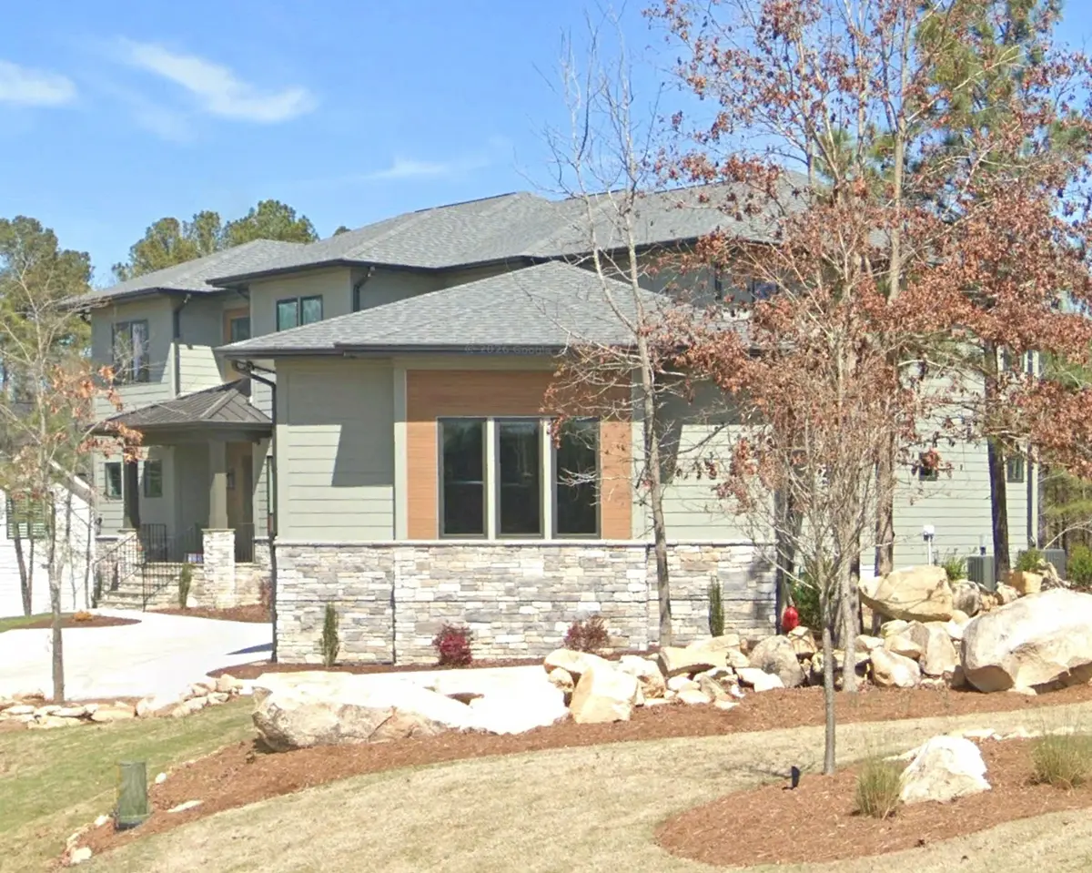 2-Story House Plan 5204 ft²: 5 Beds, Home Office, 4.5 Baths, Open Floor Plan, 3-Car Garage