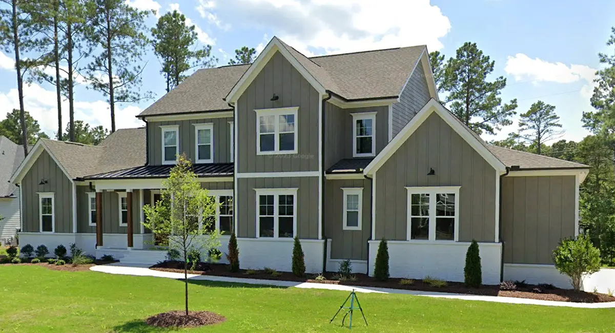 2-Story House Plan 4200 ft²: 4 Beds, Home Office, 5 Baths, Open Floor Plan, 3-Car Garage