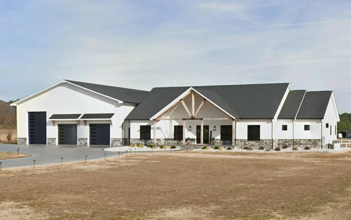 1-Story House Plan 4038 ft²: 3 Beds, Home Office, 4.5 Baths, Open Floor Plan, 3-Car Garage