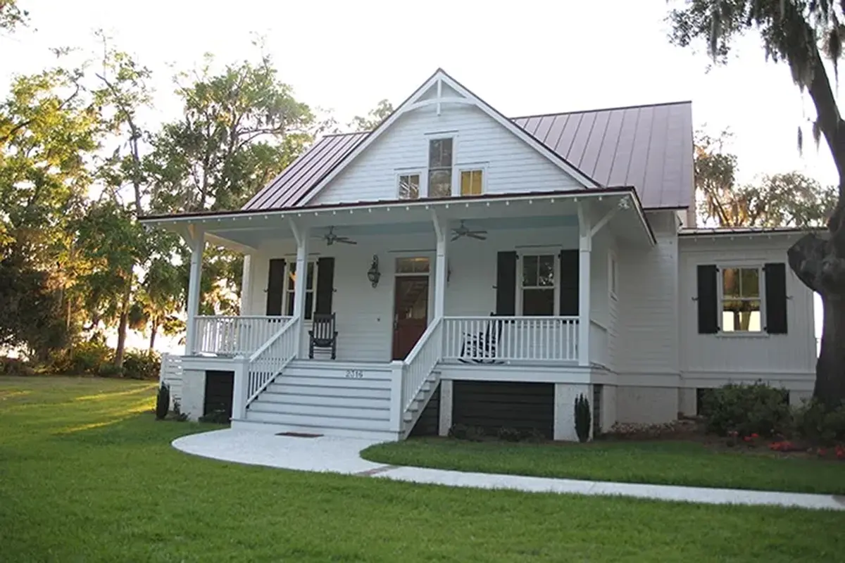 1.5-Story House Plan 2384 ft²: 3 Beds, 3.5 Baths, Open Floor Plan, without Garage