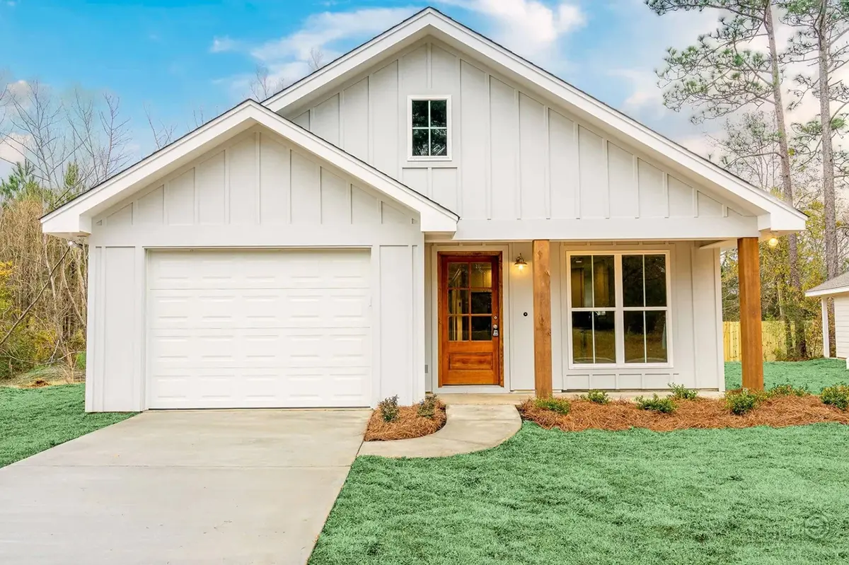 1-Story House Plan 1292 ft²: 3 Beds, 2 Baths, Open Floor Plan, 1-Car Garage