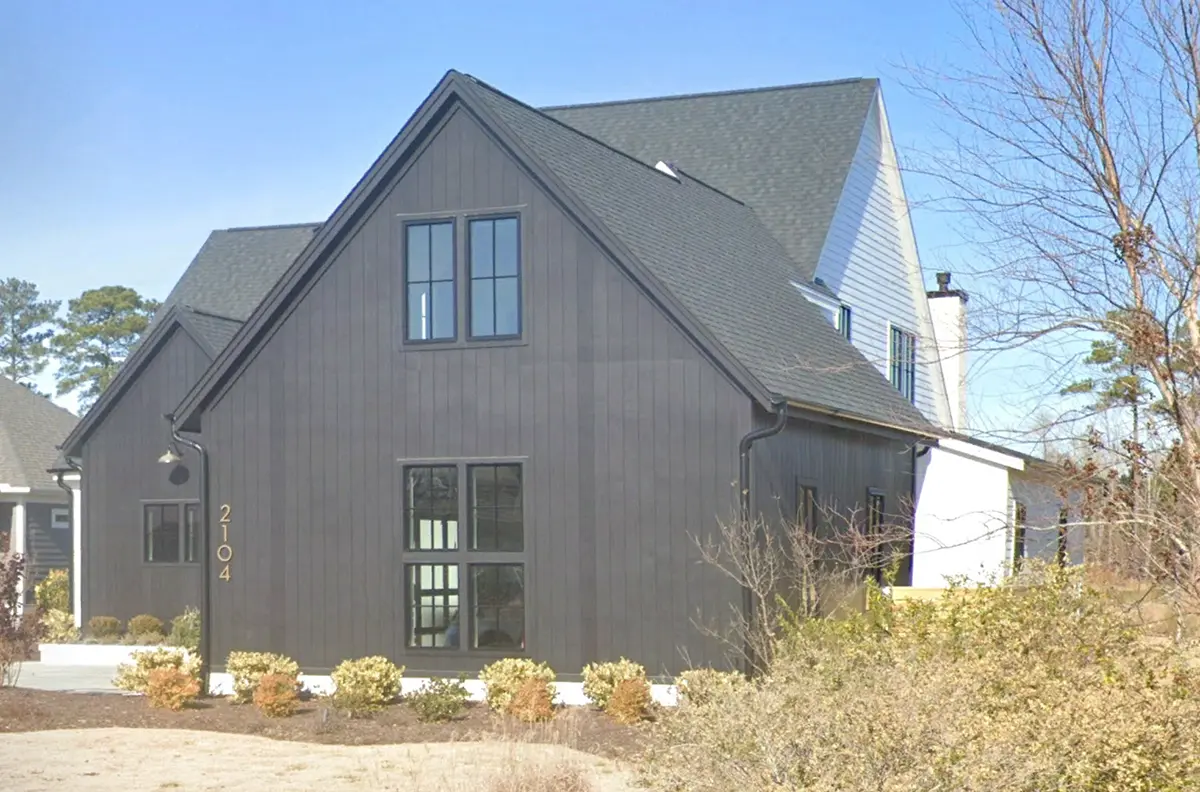 1.5-Story House Plan 3625 ft²: 3 Beds, 3.5 Baths, Open Floor Plan, 2-Car Garage