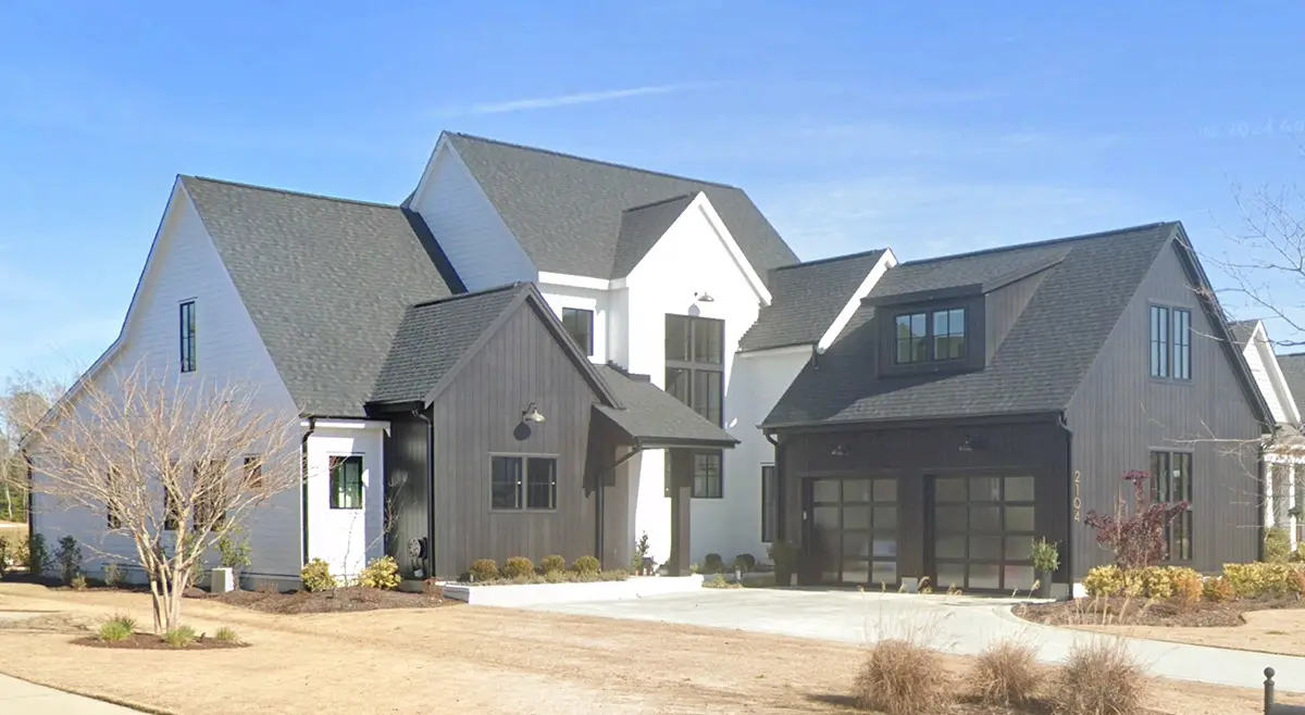1.5-Story House Plan 3625 ft²: 3 Beds, 3.5 Baths, Open Floor Plan, 2-Car Garage