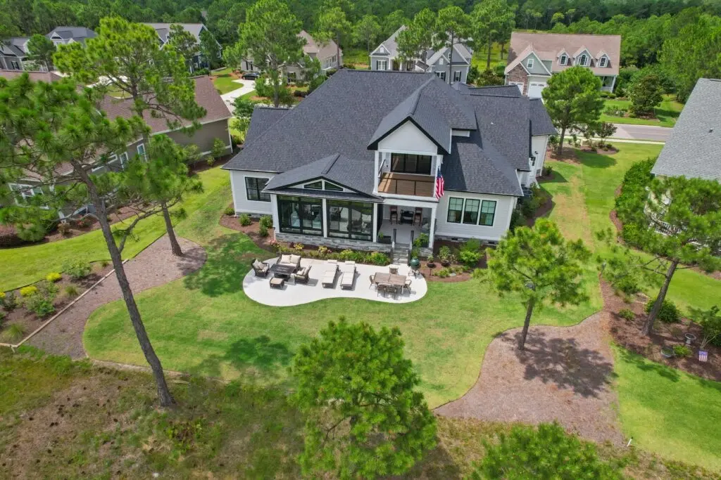 2-Story House Plan 3558 ft²: 4 Beds, Home Office, 6 Baths, Open Floor Plan, 2-Car Garage