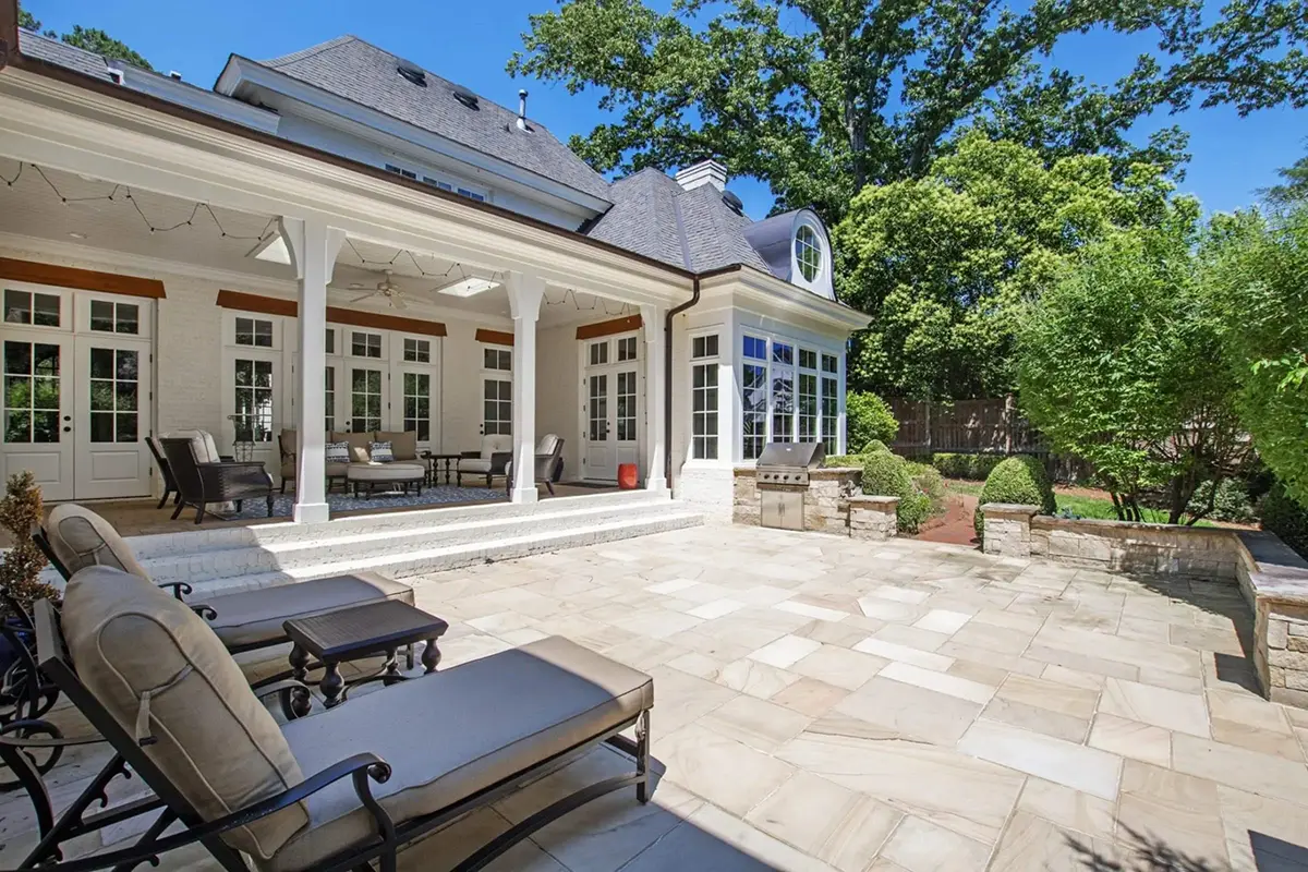 1.5-Story House Plan 5180 ft²: 4 Beds, Home Office, 4.5 Baths, Open Floor Plan, 2-Car Garage