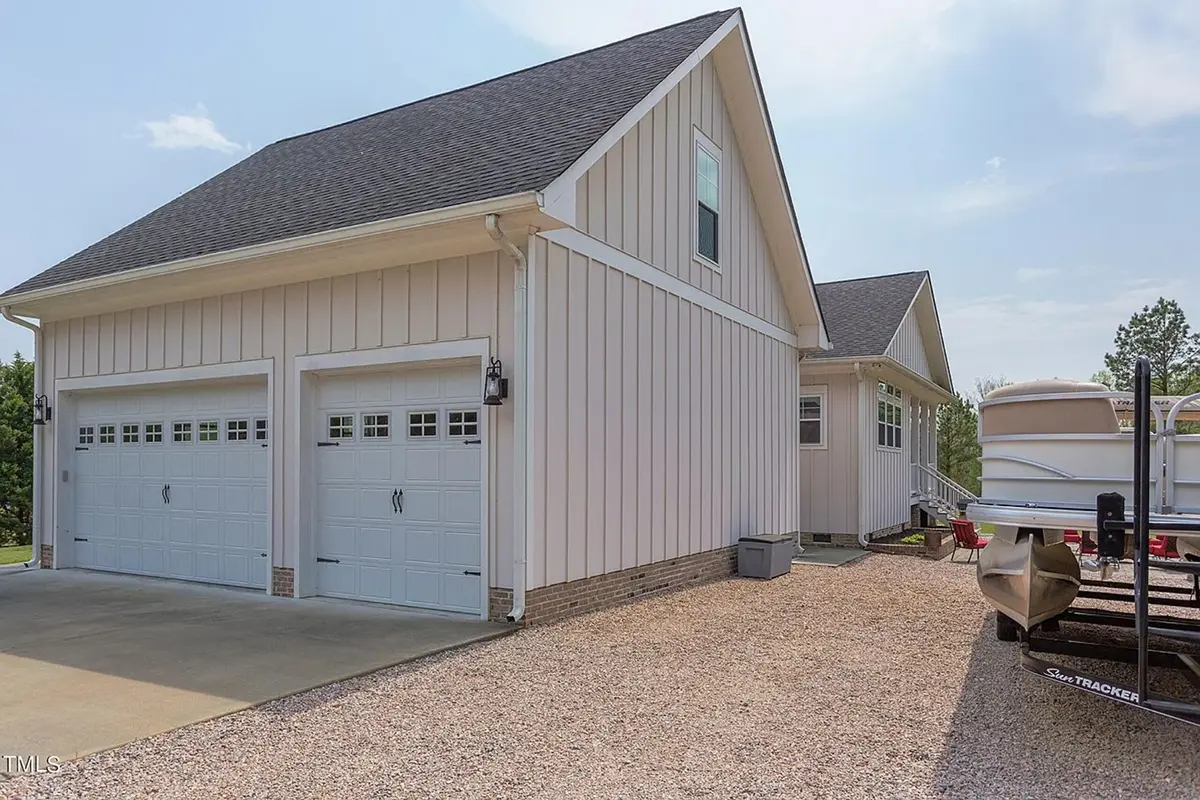 1.5-Story House Plan 3363 ft²: 3 Beds, 3.5 Baths, 3-Car Garage