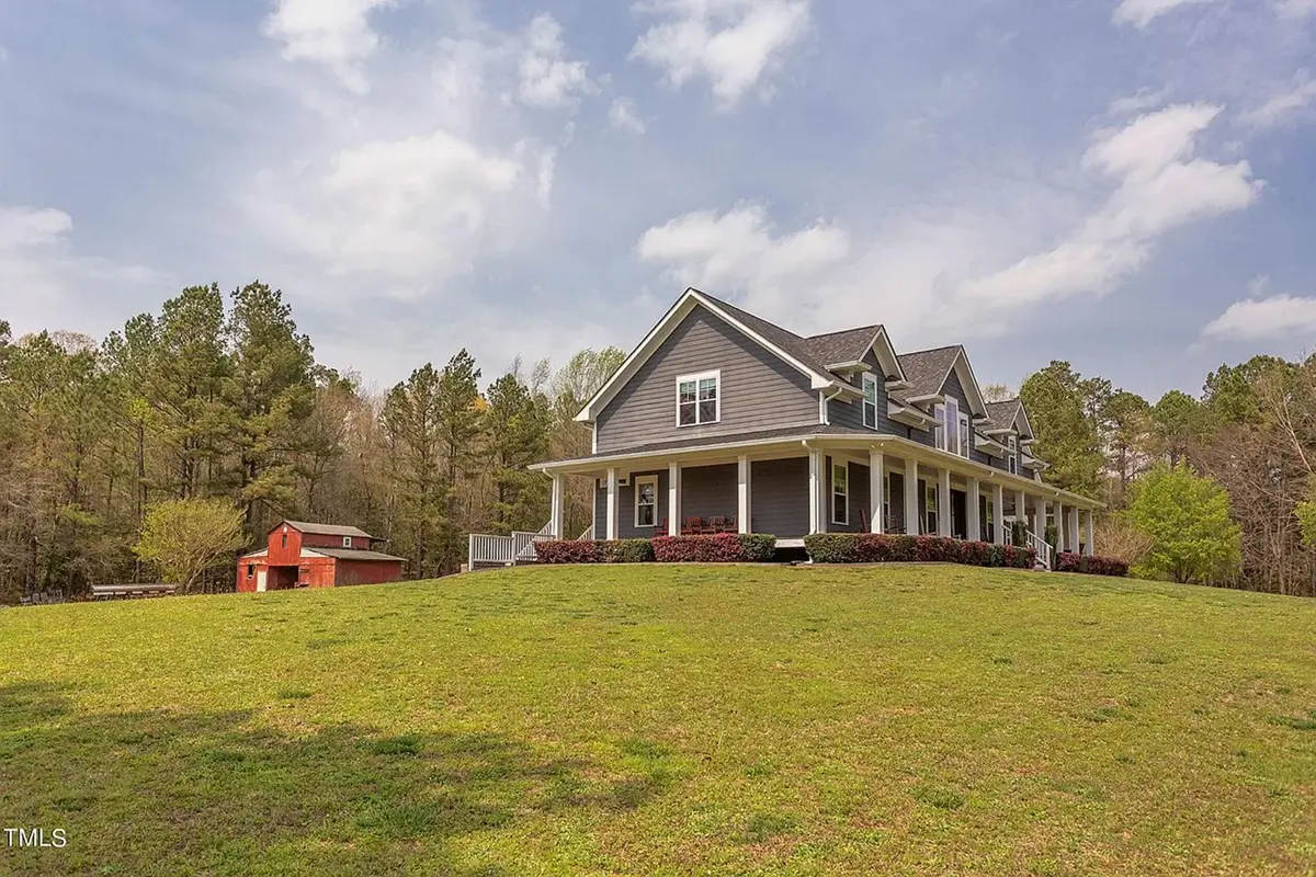 1.5-Story House Plan 3363 ft²: 3 Beds, 3.5 Baths, 3-Car Garage