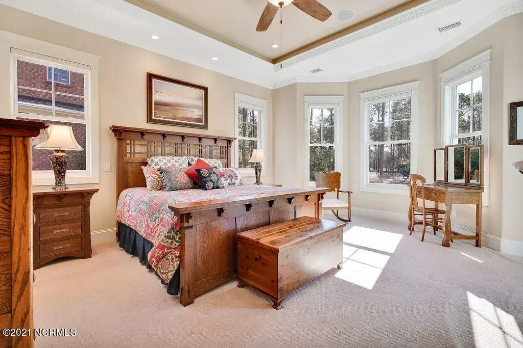 1.5-Story House Plan 3657 ft²: 3 Beds, Home Office, 3.5 Baths, Open Floor Plan, 2-Car Garage