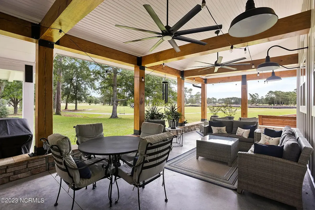 1.5-Story House Plan 3375 ft²: 3 Beds, 3.5 Baths, Open Floor Plan, 2-Car Garage