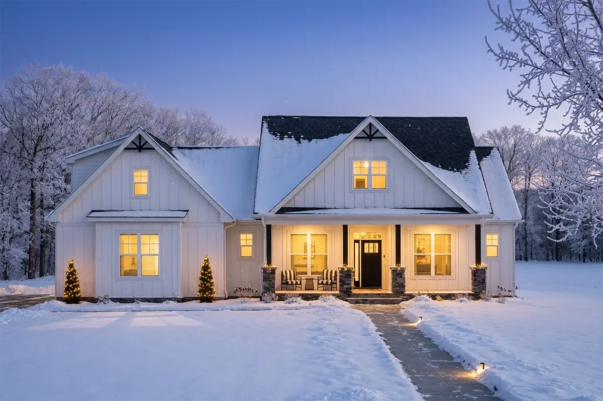 1.5-Story House Plan 1928 ft²: 2 Beds, Home Office, 2 Baths, Open Floor Plan, 2-Car Garage
