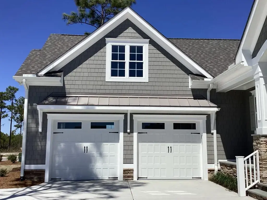 1-Story House Plan 3607 ft²: 3 Beds, 5.5 Baths, Open Floor Plan, 2-Car Garage