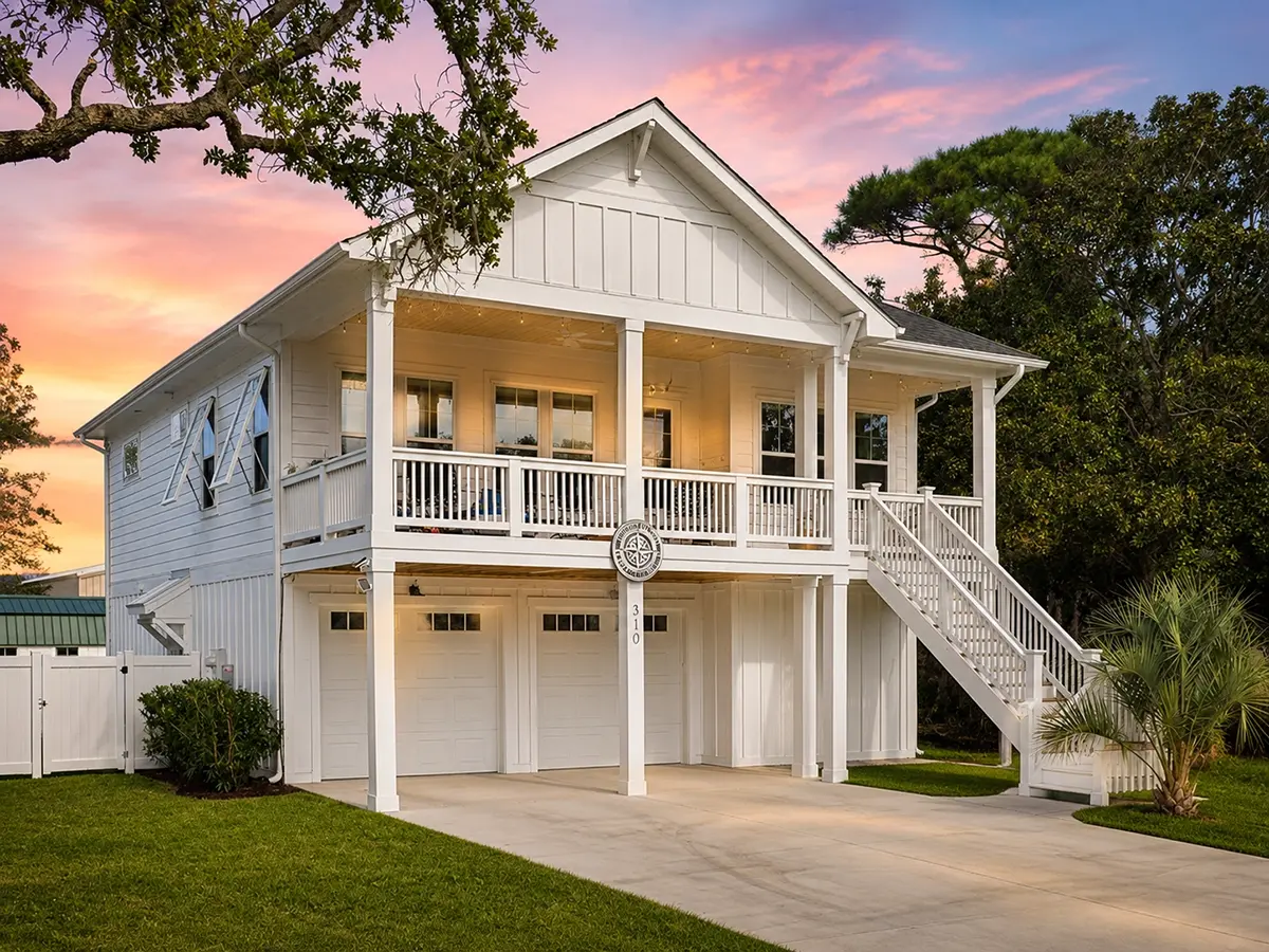 2-Story House Plan 2120 ft²: 4 Beds, 3.5 Baths, Open Floor Plan, 2-Car Garage