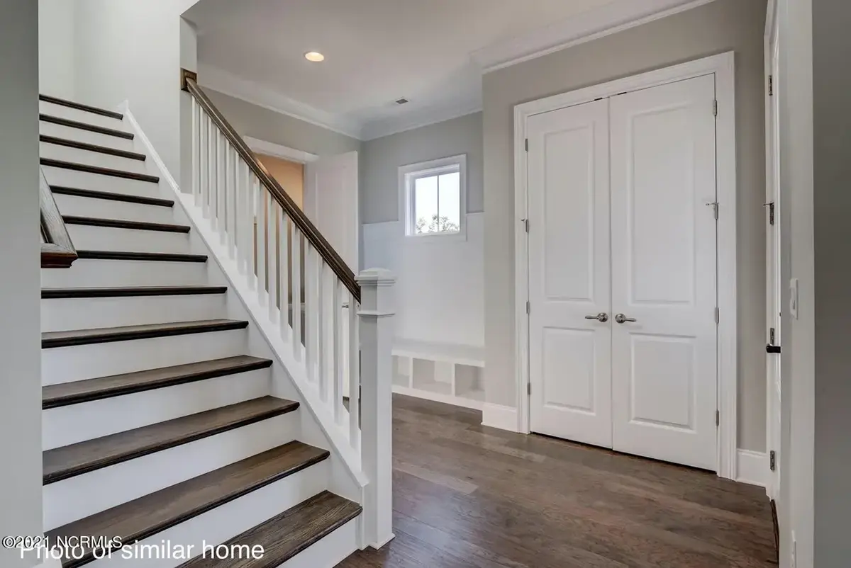 2-Story House Plan 2120 ft²: 4 Beds, 3.5 Baths, Open Floor Plan, 2-Car Garage