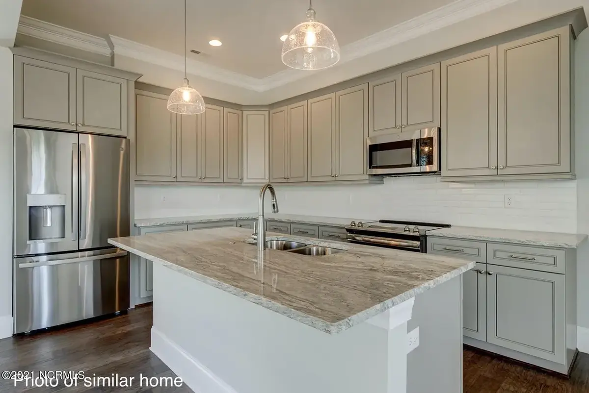 2-Story House Plan 2120 ft²: 4 Beds, 3.5 Baths, Open Floor Plan, 2-Car Garage