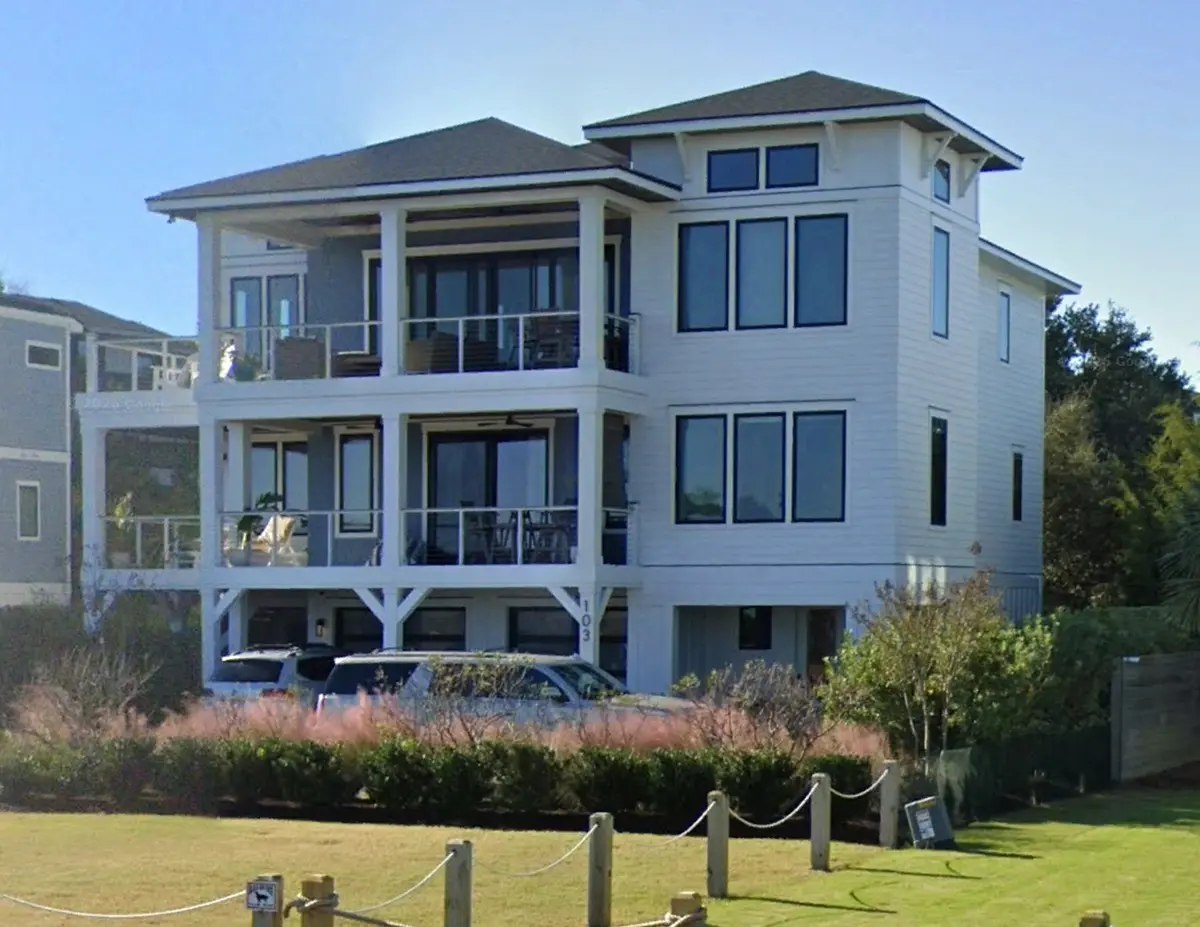 3-Story House Plan 3587 ft²: 4 Beds, Home Office, 4.5 Baths, Open Floor Plan, 4-Car Garage