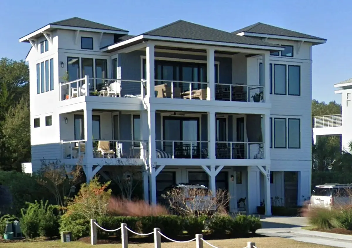 3-Story House Plan 3587 ft²: 4 Beds, Home Office, 4.5 Baths, Open Floor Plan, 4-Car Garage