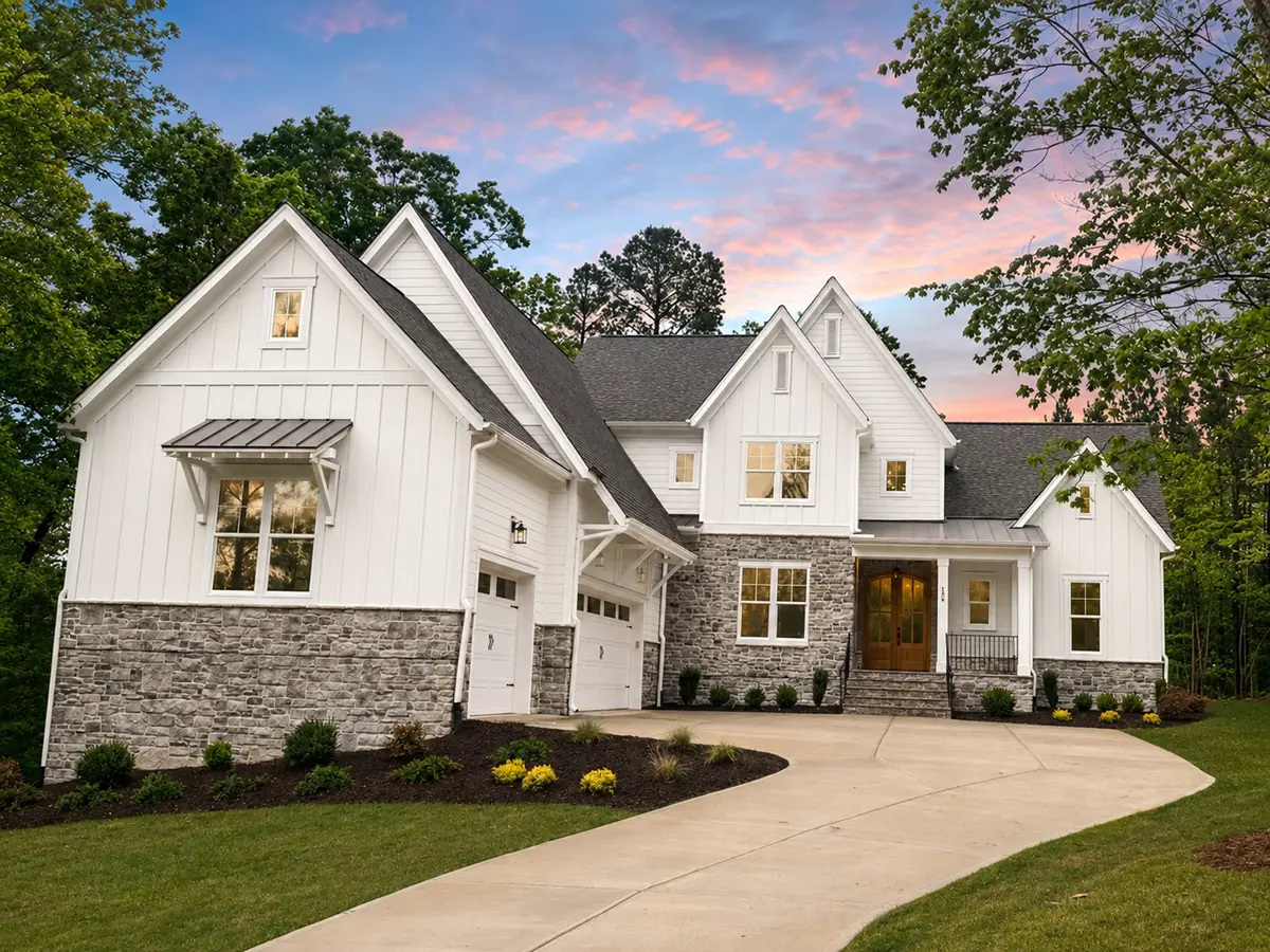 1.5-Story House Plan 4343 ft²: 3 Beds, Home Office, 4.5 Baths, Open Floor Plan, 3-Car Garage
