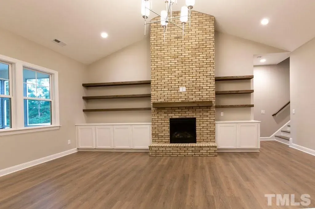 1.5-Story House Plan 3198 ft²: 4 Beds, Home Office, 3.5 Baths, Open Floor Plan, 3-Car Garage
