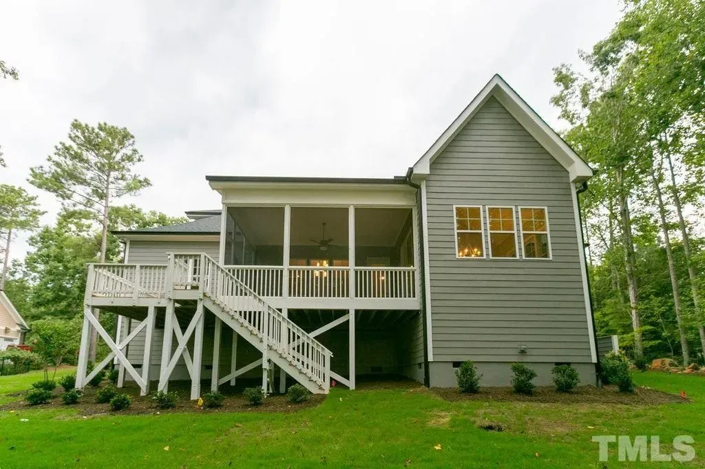 1.5-Story House Plan 3198 ft²: 4 Beds, Home Office, 3.5 Baths, Open Floor Plan, 3-Car Garage