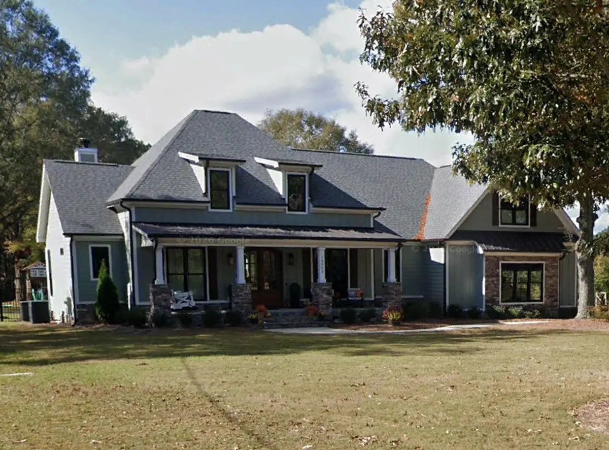 1.5-Story House Plan 3412 ft²: 4 Beds, Home Office, 3.5 Baths, Open Floor Plan, 2-Car Garage