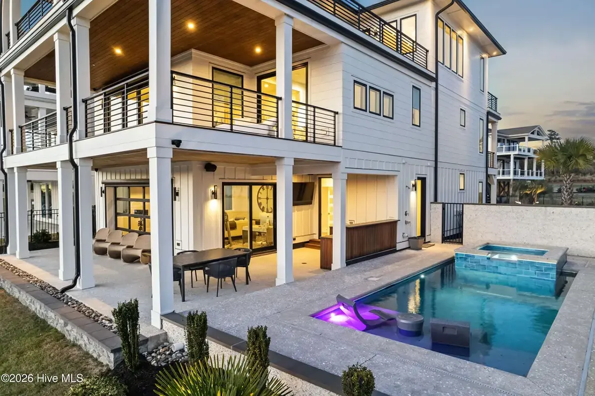 3-Story House Plan 4803 ft²: 5 Beds, Home Office, 5.5 Baths, Open Floor Plan, 4-Car Garage