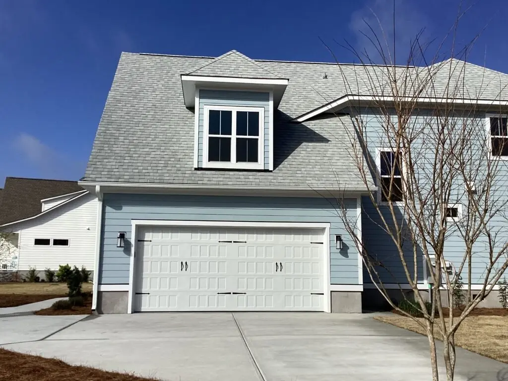 1.5-Story House Plan 3273 ft²: 3 Beds, Home Office, 3.5 Baths, Open Floor Plan, 2-Car Garage