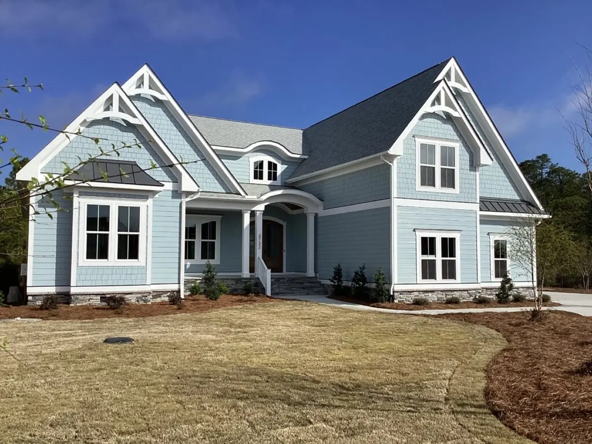 1.5-Story House Plan 3273 ft²: 3 Beds, Home Office, 3.5 Baths, Open Floor Plan, 2-Car Garage