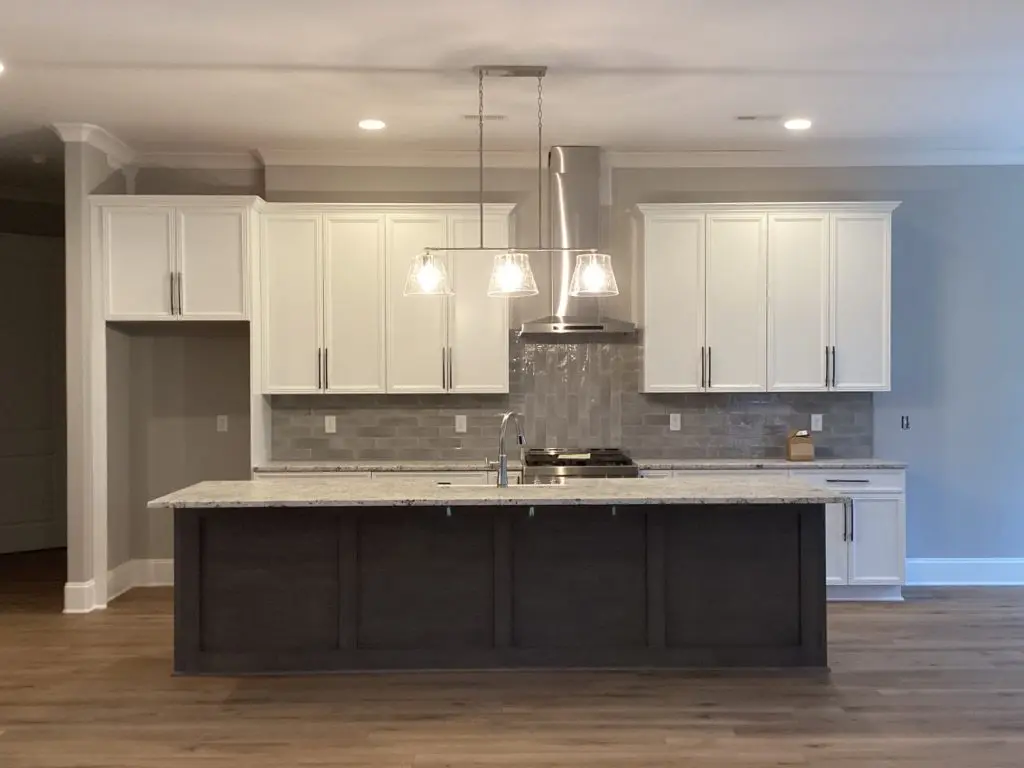 1.5-Story House Plan 2905 ft²: 3 Beds, Home Office, 3.5 Baths, Open Floor Plan, 2-Car Garage