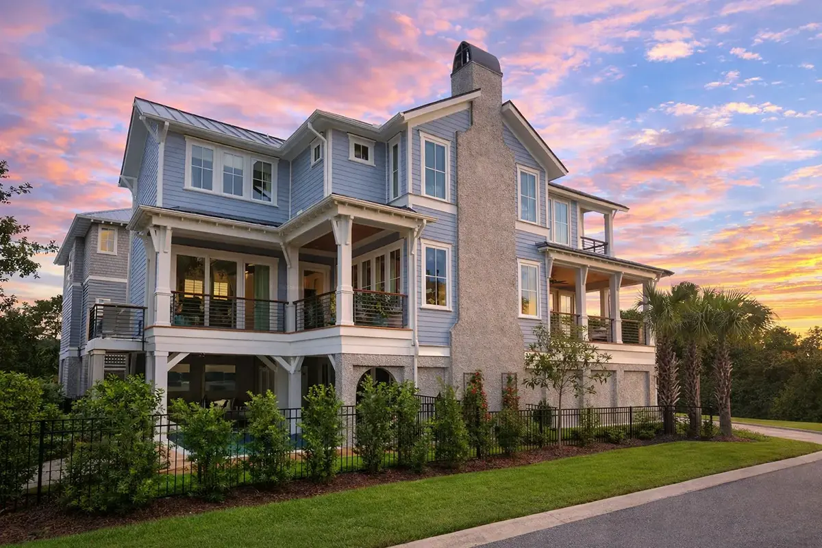 3-Story House Plan 3035 ft²: 3 Beds, Home Office, 4 Baths, Open Floor Plan, 3-Car Garage