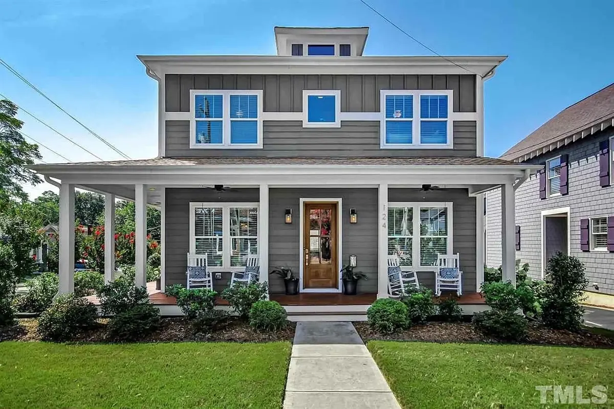 Main Images 3 – 2-Story House Plan 2649 ft²: 3 Beds, Home Office, 3 Baths, Open Floor Plan, without Garage — 39006R