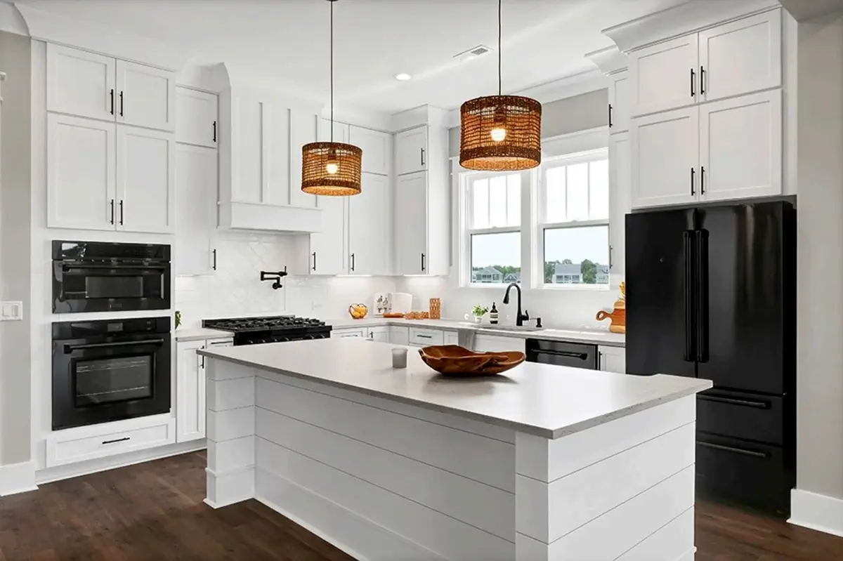 Interior 5 – 3-Story House Plan 2785 ft²: 4 Beds, 3.5 Baths, Open Floor Plan, 2-Car Garage — 70970R
