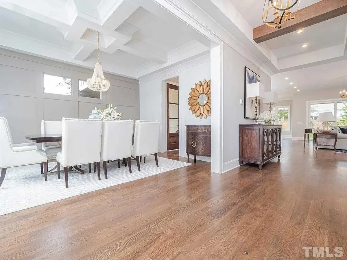 Interior 12 – 2-Story House Plan 4448 ft²: 5 Beds, 4.5 Baths, Open Floor Plan, 1-Car Garage — 95263R