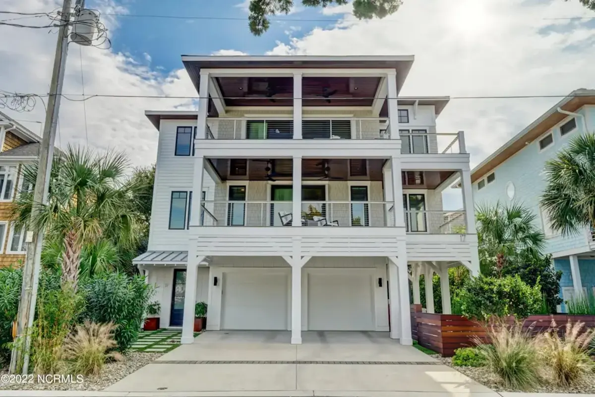 Actual Photos of House 5 – 3-Story House Plan 3315 ft²: 4 Beds, 4.5 Baths, Open Floor Plan, 2-Car Garage — 90946R