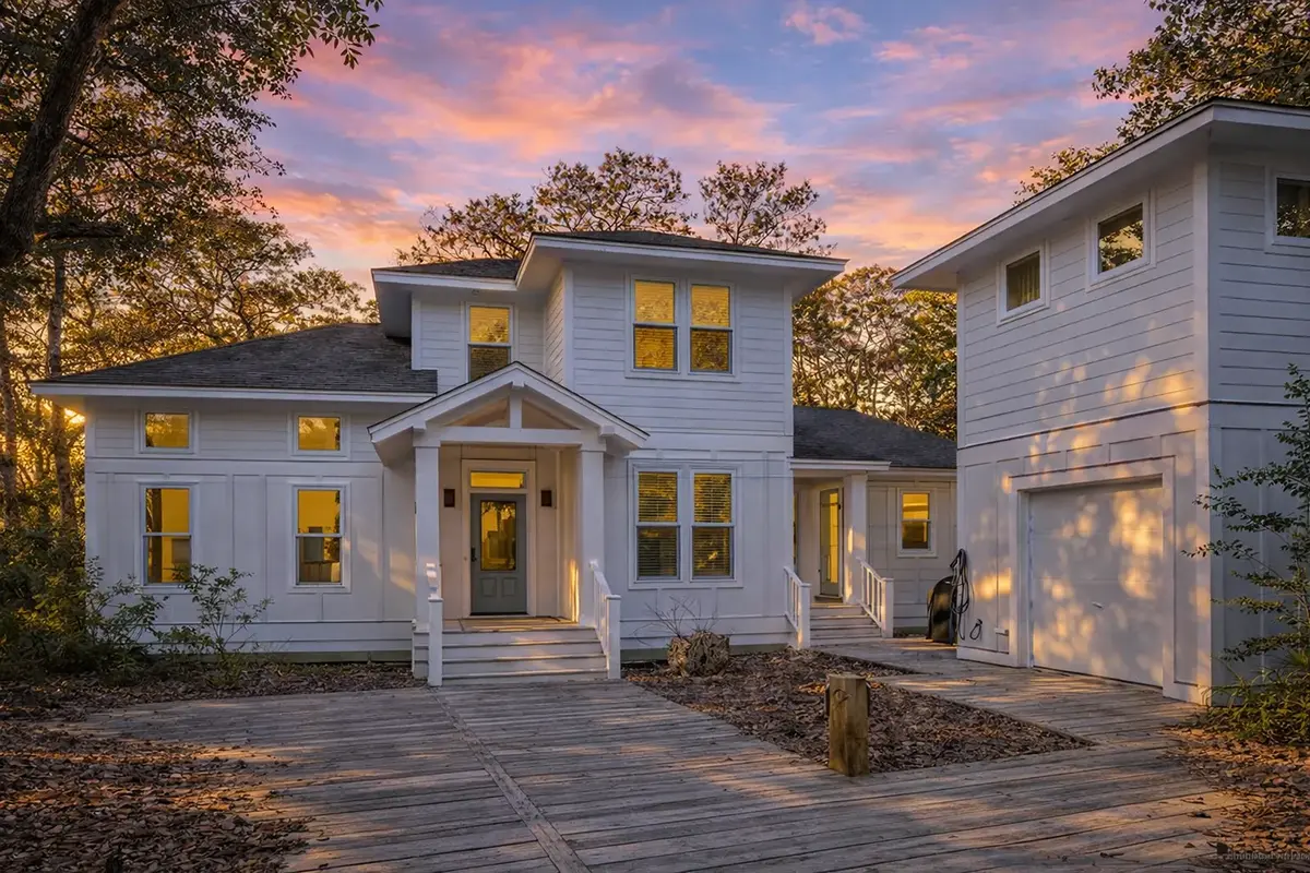 Main Images 2 – 2-Story House Plan 1706 ft²: 4 Beds, Home Office, 4 Baths, Open Floor Plan, 1-Car Garage — 78159R