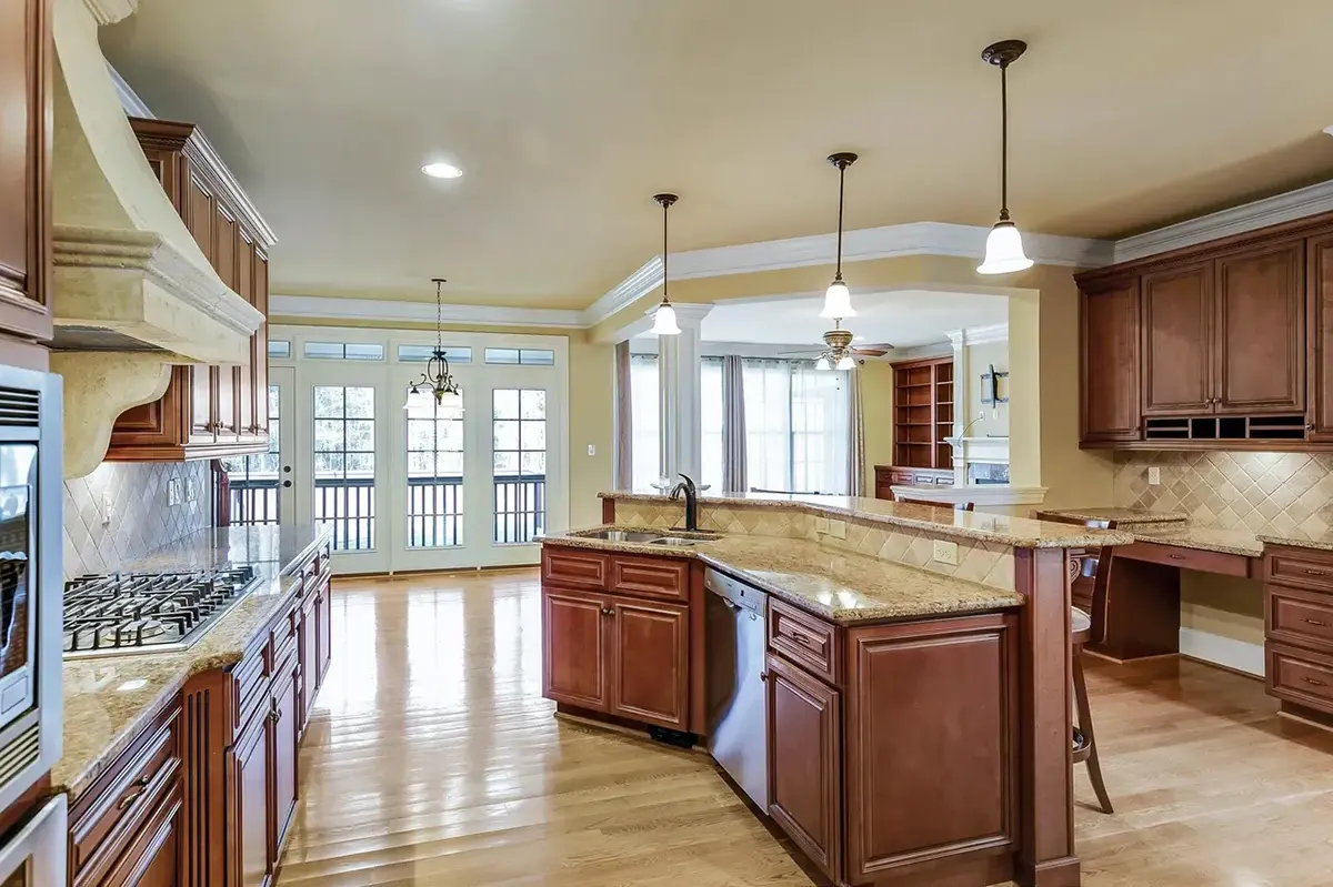 Interior 15 – 2-Story House Plan 2519 ft²: 4 Beds, Home Office, 3 Baths, Open Floor Plan, 3-Car Garage — 20216R