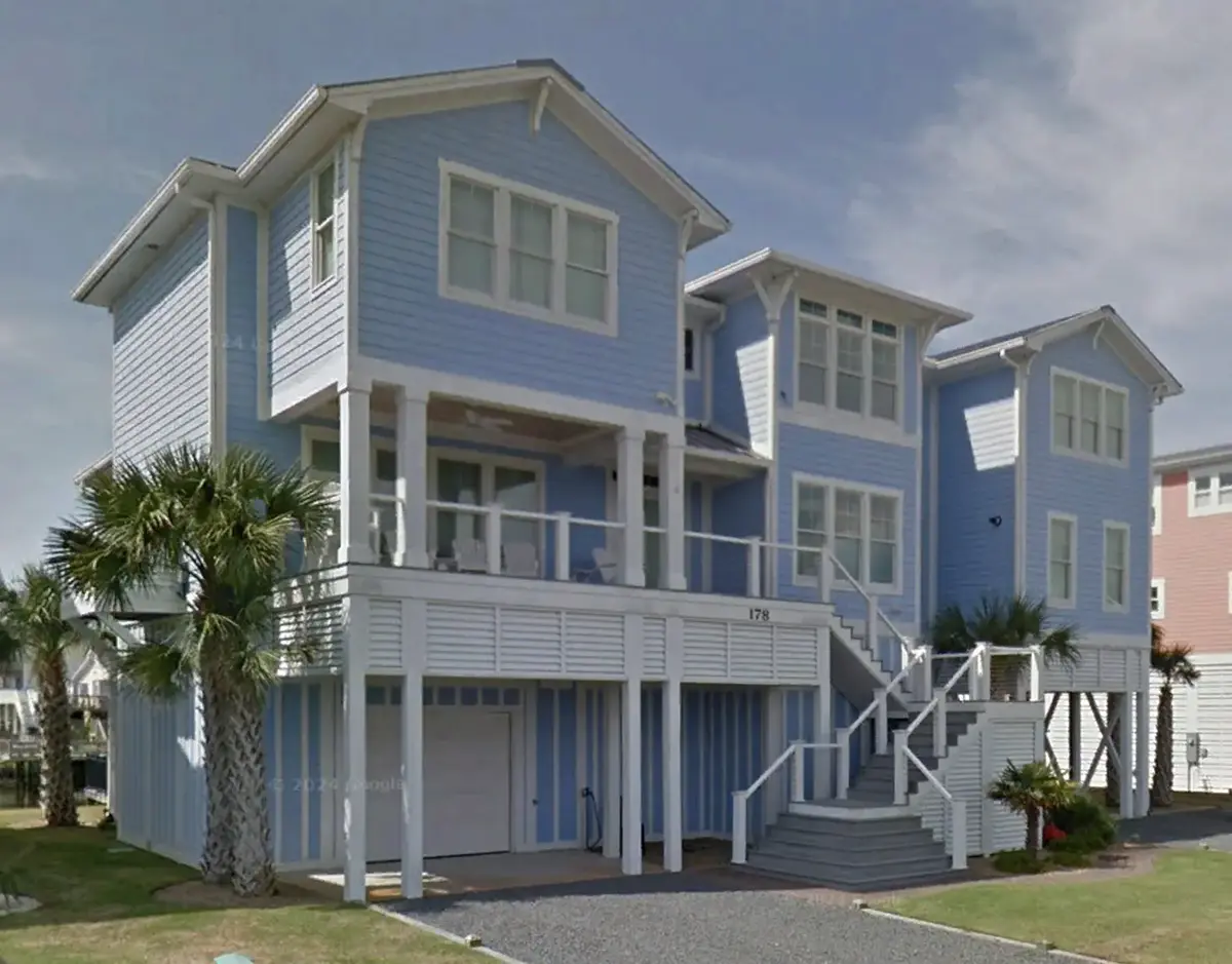 Main Images 3 – 3-Story House Plan 3670 ft²: 5 Beds, 5.5 Baths, Open Floor Plan, 1-Car Garage — 96890R