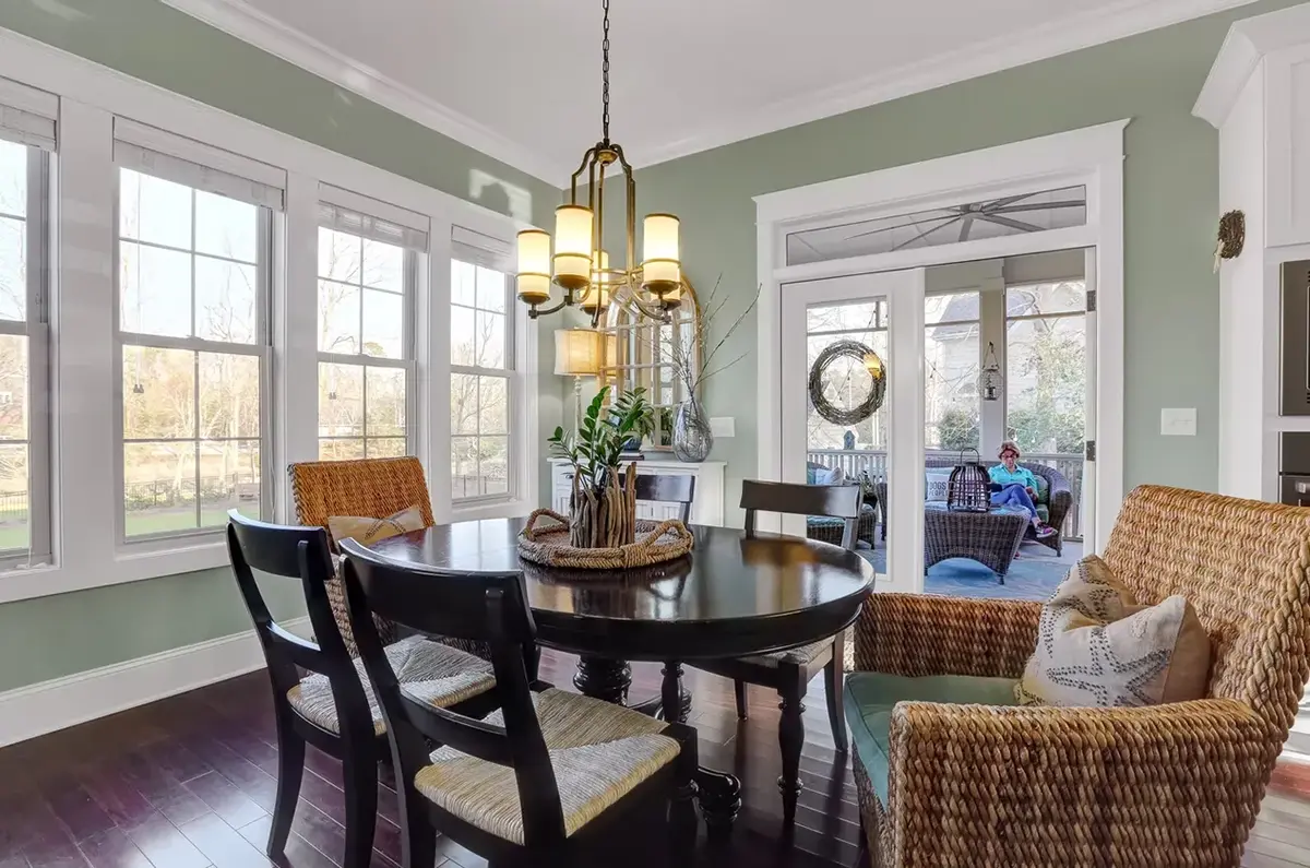 Interior 19 – 3-Story House Plan 3291 ft²: 4 Beds, Home Office, 4.5 Baths, Open Floor Plan, 4-Car Garage — 47749R