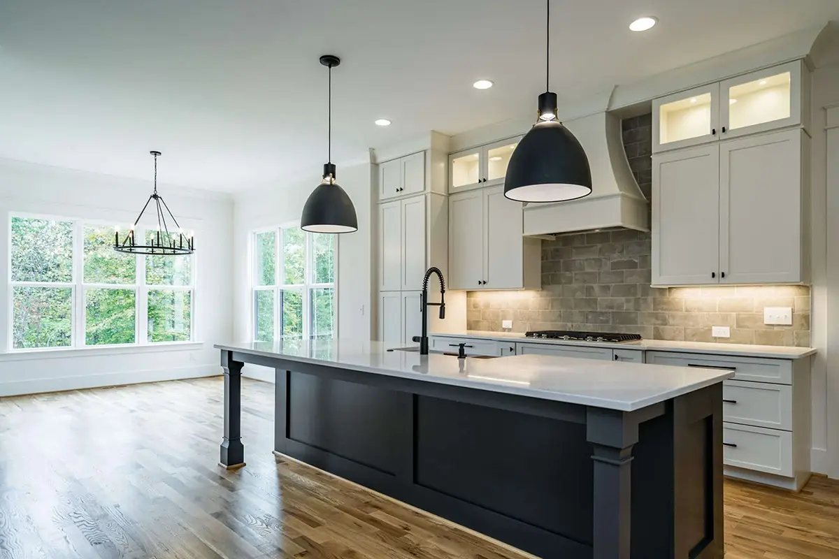 Interior 9 – 2-Story House Plan 3103 ft²: 4 Beds, 4.5 Baths, Open Floor Plan, 2-Car Garage — 95174R
