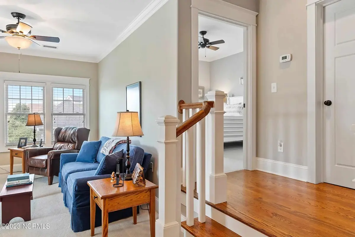 Interior 16 – 1.5-Story House Plan 2663 ft²: 3 Beds, 4 Baths, Open Floor Plan, 2-Car Garage — 94736R
