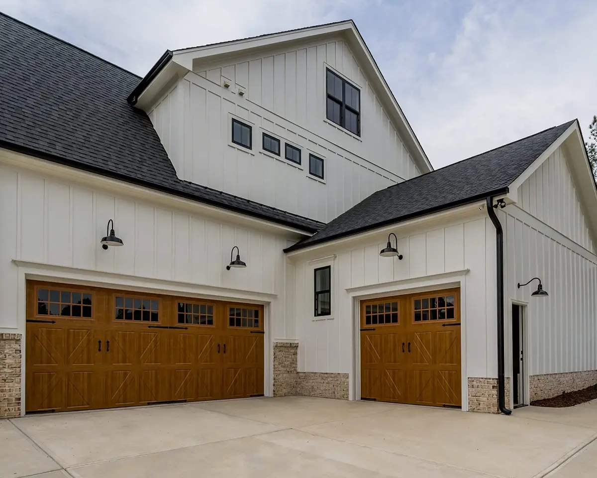 Main Images 7 – 2-Story House Plan 4005 ft²: 4 Beds, Home Office, 5.5 Baths, Open Floor Plan, 3-Car Garage — 76809R