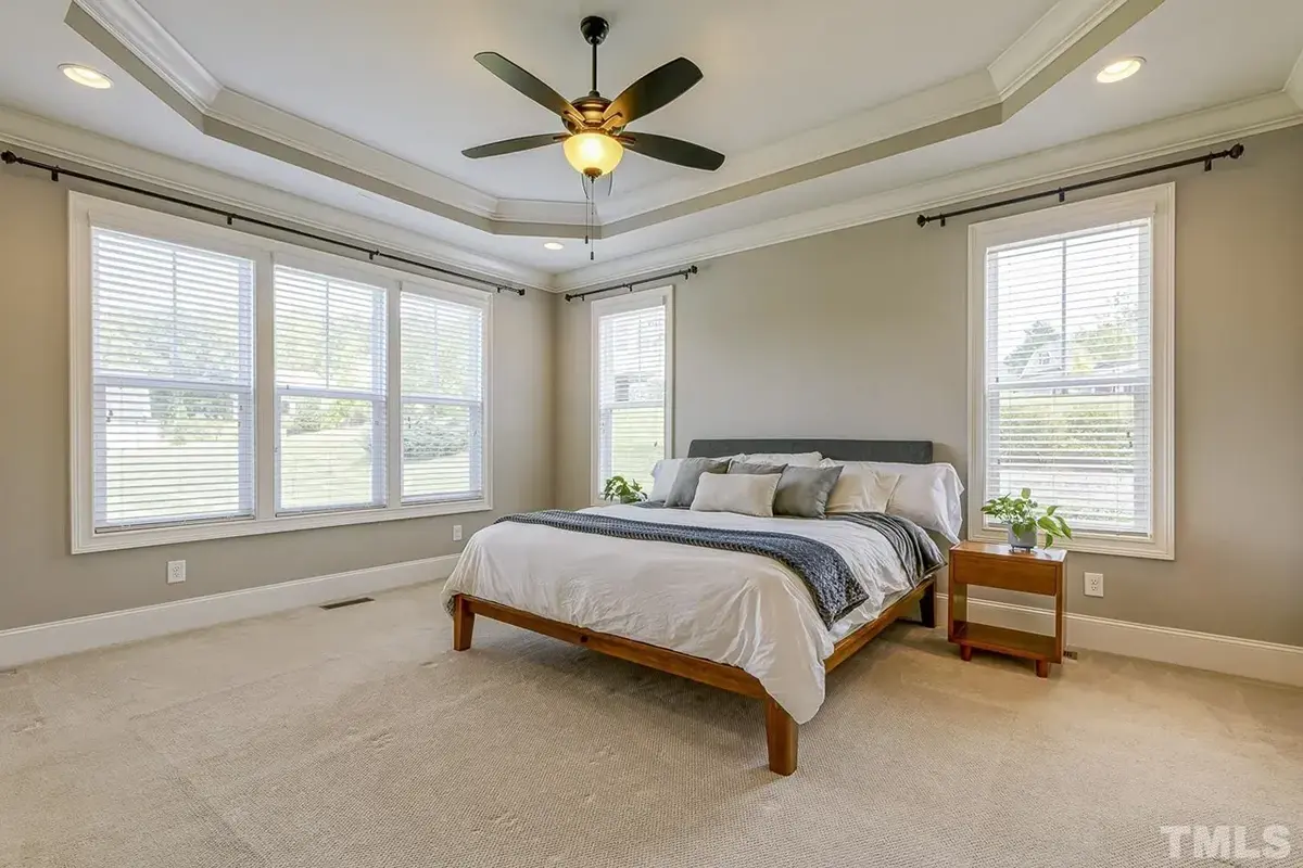 Interior 9 – 1.5-Story House Plan 3030 ft²: 4 Beds, 3.5 Baths, Open Floor Plan, 3-Car Garage — 59002R