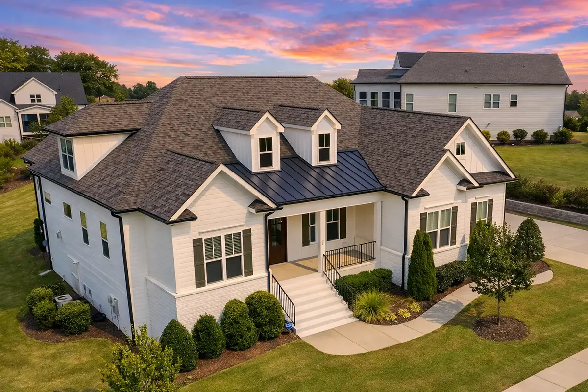 Main Images 2 – 1.5-Story House Plan 3030 ft²: 4 Beds, 3.5 Baths, Open Floor Plan, 3-Car Garage — 59002R