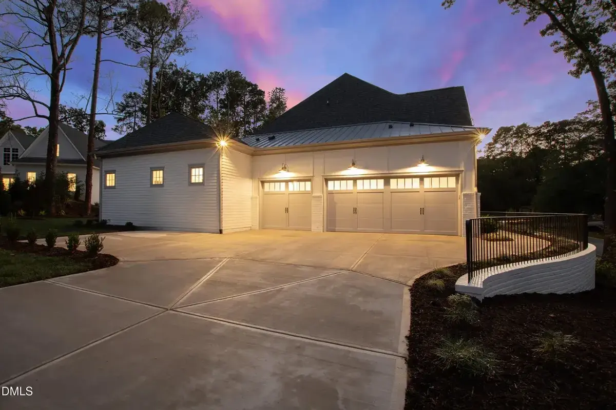 Actual Photos of House 20 – 2-Story House Plan 4133 ft²: 5 Beds, Home Office, 5.5 Baths, Open Floor Plan, 3-Car Garage — 35974R