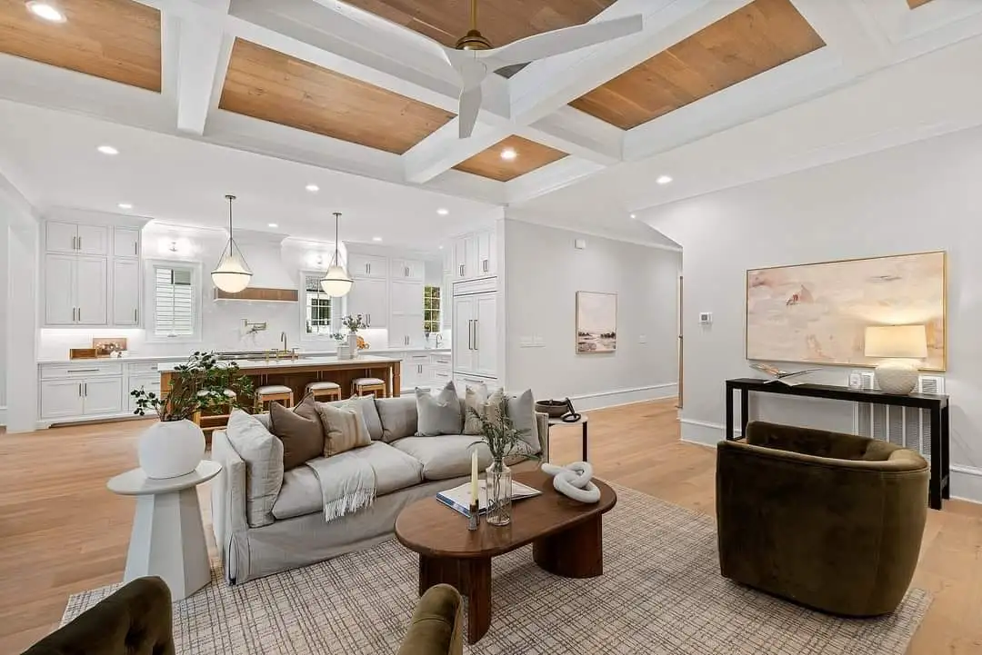 Interior 14 – 2-Story House Plan 4277 ft²: 4 Beds, Home Office, 5 Baths, Open Floor Plan, 3-Car Garage — 38077R