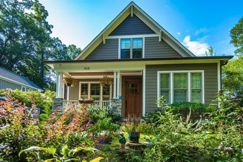 Main Images 3 – 1.5-Story House Plan 3145 ft², 4 Beds — 57107R